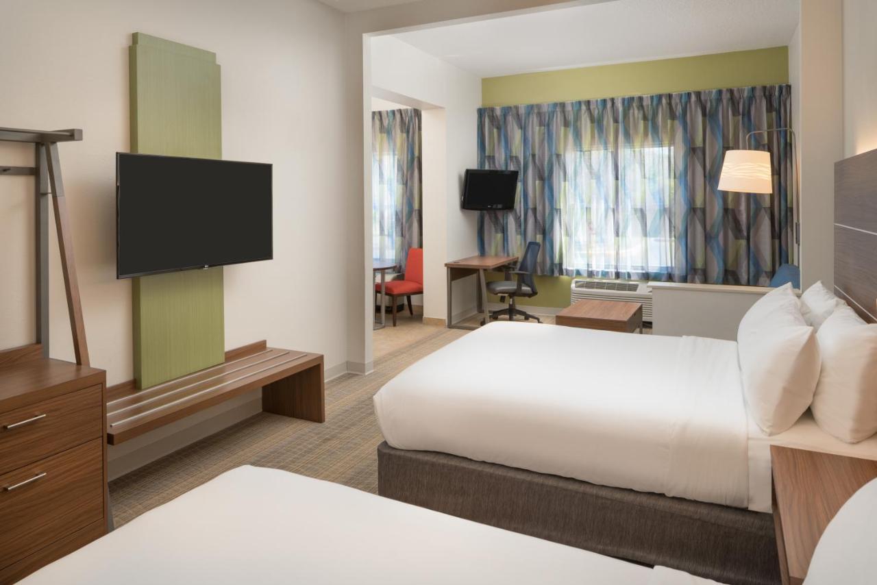 Holiday Inn Express & Suites Orlando International Airport By Ihg Room photo