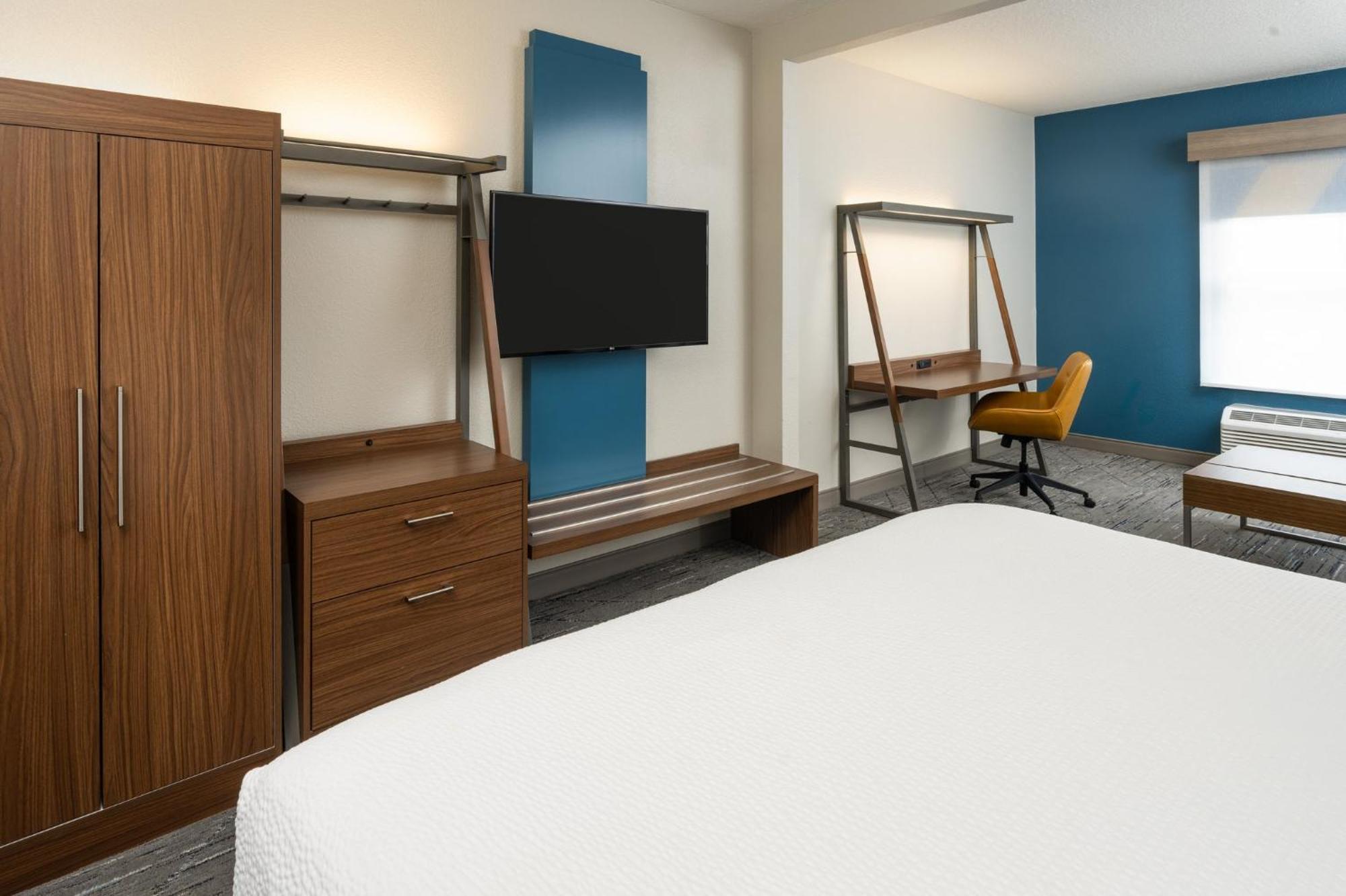 Holiday Inn Express & Suites Orlando International Airport By Ihg Exterior photo