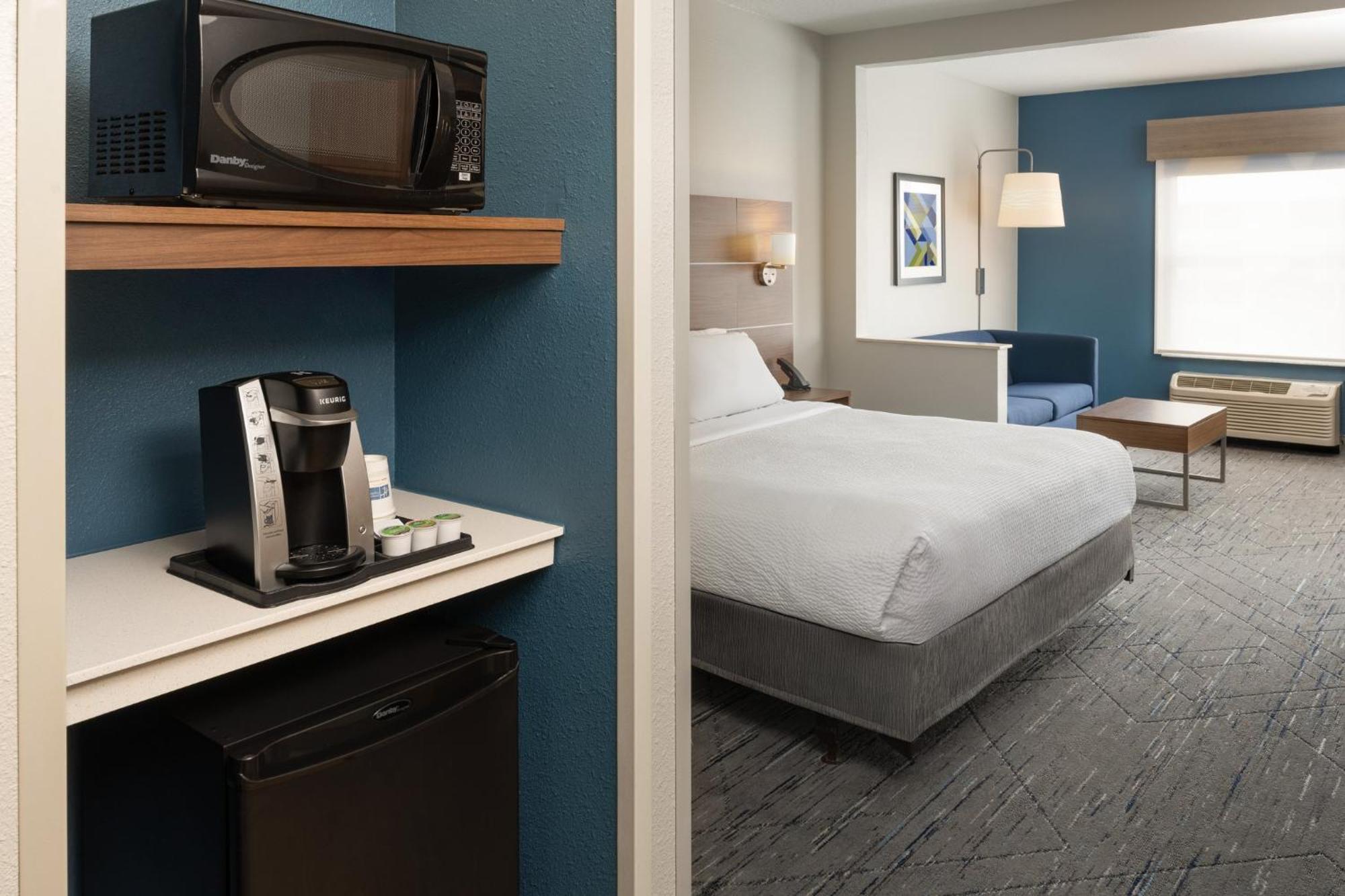Holiday Inn Express & Suites Orlando International Airport By Ihg Exterior photo